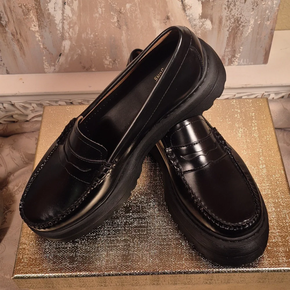 G.H. Bass Whitney Platform Penny Loafer - Picture 2 of 12